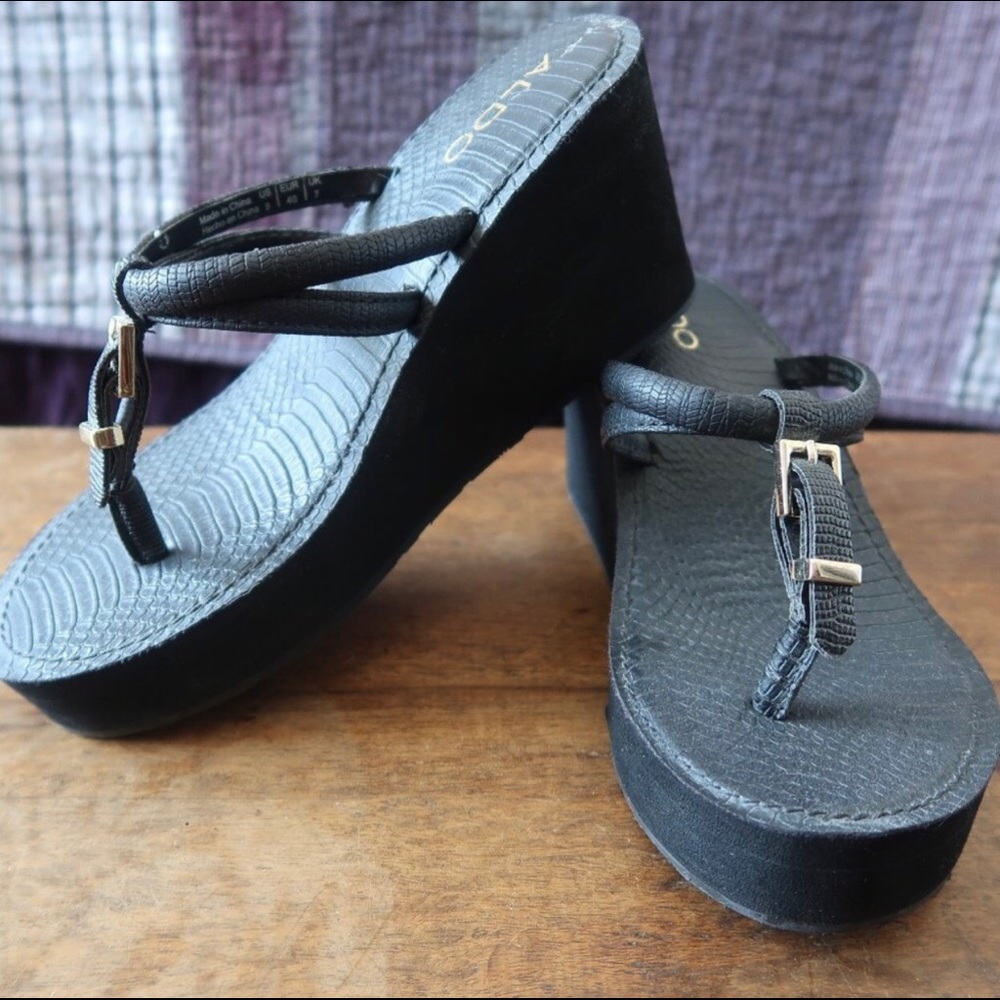 ALDO snakeskin design wedge sandals